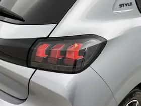 Peugeot 208 (2023) thumbnail 35