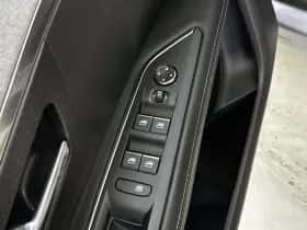 Peugeot 3008 (2022) thumbnail 19