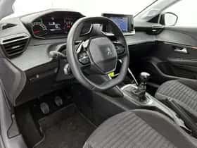 Peugeot 208 (2023) thumbnail 11