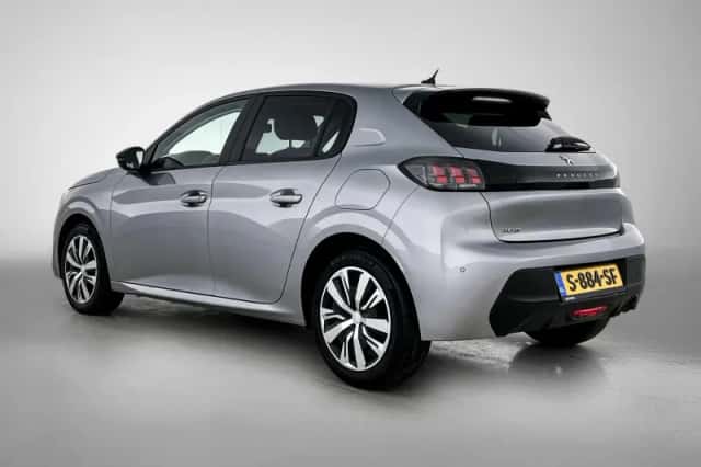 Peugeot 208 (2023) thumbnail 3