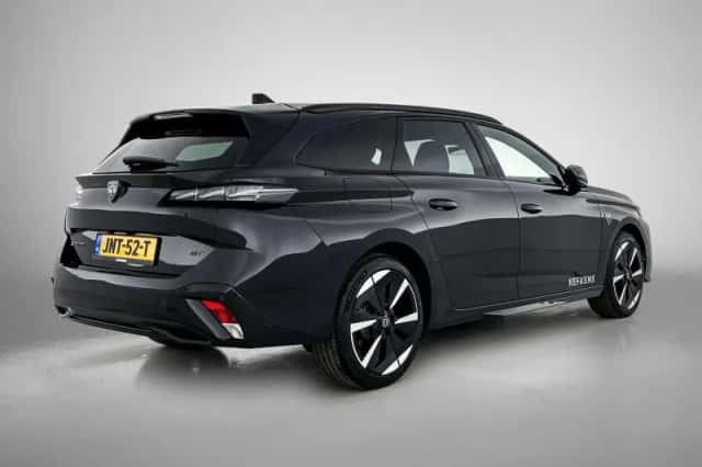 Peugeot e-308 (2025) thumbnail 6