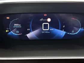 Peugeot 2008 (2020) thumbnail 20