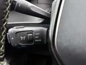 Peugeot 2008 (2020) thumbnail 21