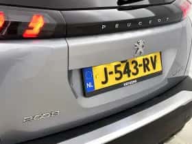 Peugeot 2008 (2020) thumbnail 33