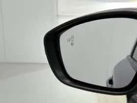 Peugeot 2008 (2020) thumbnail 36