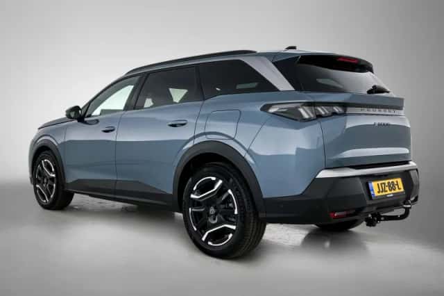 Peugeot E-5008 (2025) thumbnail 3