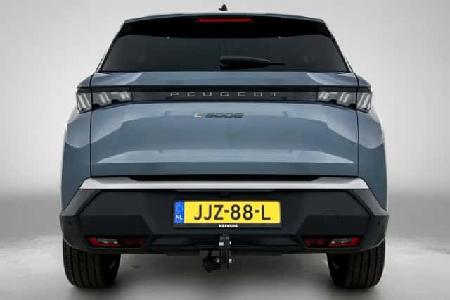 Peugeot E-5008 (2025) thumbnail 6