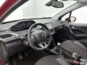Peugeot 2008 (2019) thumbnail 11