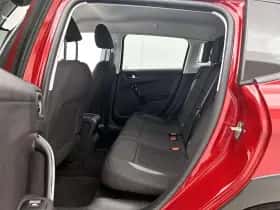 Peugeot 2008 (2019) thumbnail 16