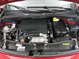 Peugeot 2008 (2019) thumbnail 36