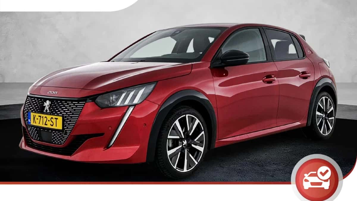 Peugeot 208 (2021) — foto 1