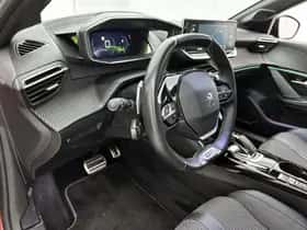 Peugeot 208 (2021) thumbnail 11