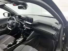 Peugeot e-2008 (2023) thumbnail 14