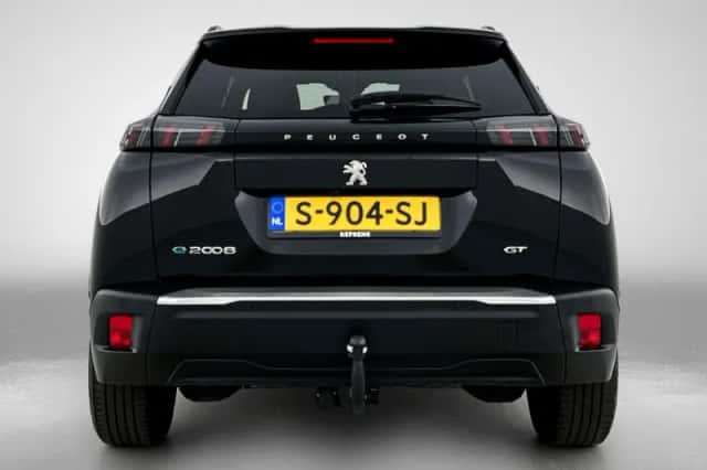 Peugeot e-2008 (2023) thumbnail 6