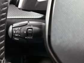 Peugeot 2008 (2021) thumbnail 21