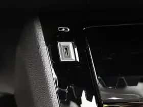 Peugeot 2008 (2021) thumbnail 30