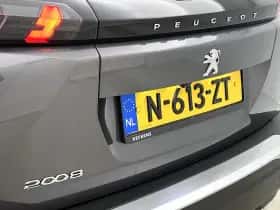 Peugeot 2008 (2021) thumbnail 33