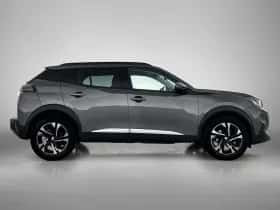 Peugeot 2008 (2021) thumbnail 9