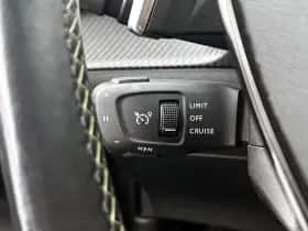 Peugeot 2008 (2023) thumbnail 21