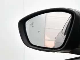 Peugeot 2008 (2023) thumbnail 34