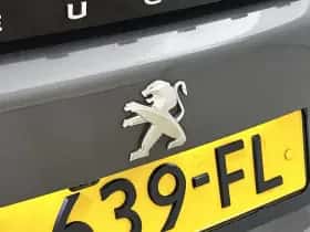 Peugeot 2008 (2023) thumbnail 37