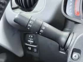 Peugeot 108 (2021) thumbnail 21