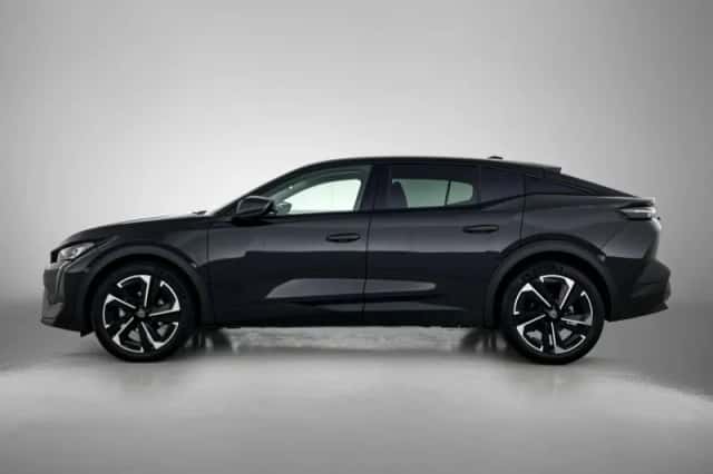 Peugeot 408 (2025) thumbnail 2