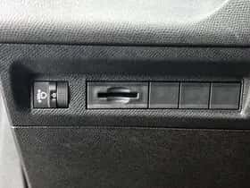 Peugeot 408 (2025) thumbnail 24