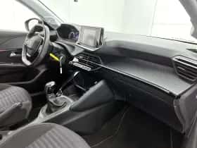 Peugeot 208 (2023) thumbnail 13