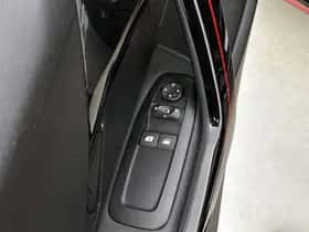 Peugeot 208 (2018) thumbnail 19