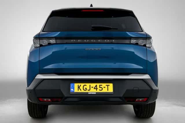 Peugeot 5008 (2025) thumbnail 5