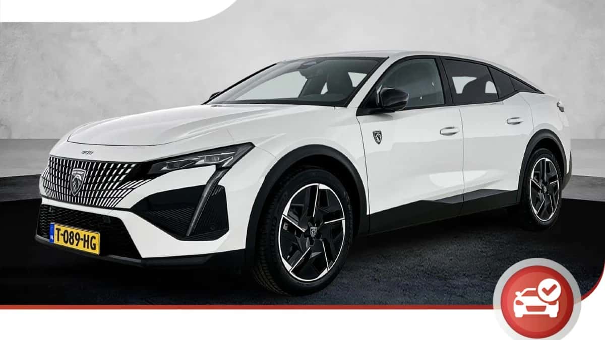 Peugeot 408 (2023) — foto 1