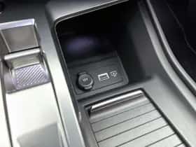 Peugeot 408 (2023) thumbnail 31