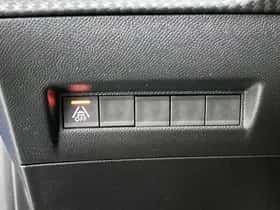Peugeot 208 (2021) thumbnail 22