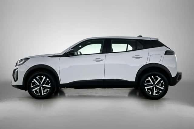 Peugeot 2008 (2024) thumbnail 2