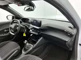 Peugeot 2008 (2024) thumbnail 13
