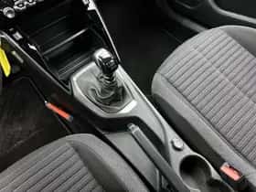 Peugeot 2008 (2024) thumbnail 31