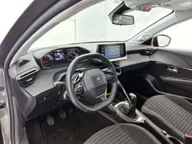Peugeot 208 (2021) thumbnail 11