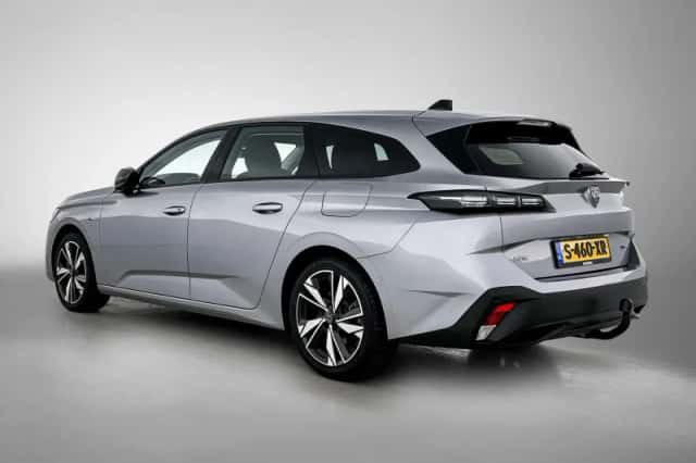 Peugeot 308 (2023) thumbnail 3