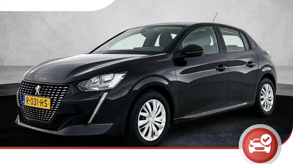 Peugeot 208 (2022) — foto 1