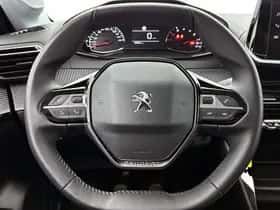 Peugeot 208 (2023) thumbnail 20