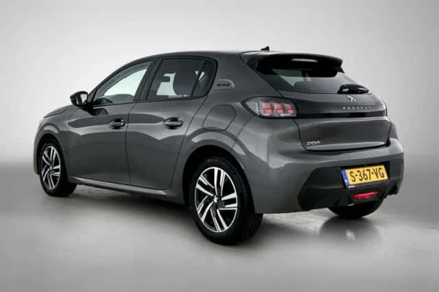 Peugeot 208 (2023) thumbnail 3