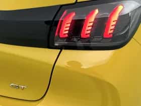 Peugeot 208 (2021) thumbnail 36