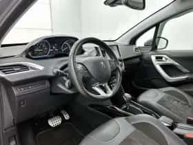 Peugeot 2008 (2019) thumbnail 11