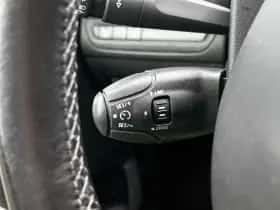 Peugeot 2008 (2019) thumbnail 22