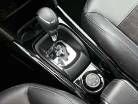 Peugeot 2008 (2019) thumbnail 28