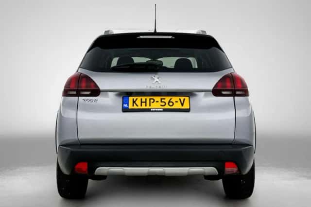 Peugeot 2008 (2019) thumbnail 5