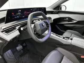 Peugeot E-5008 (2026) thumbnail 11