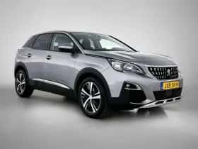 Peugeot 3008 (2019) thumbnail 2