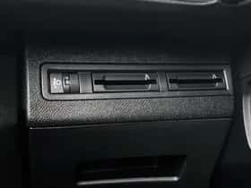 Peugeot 3008 (2019) thumbnail 22